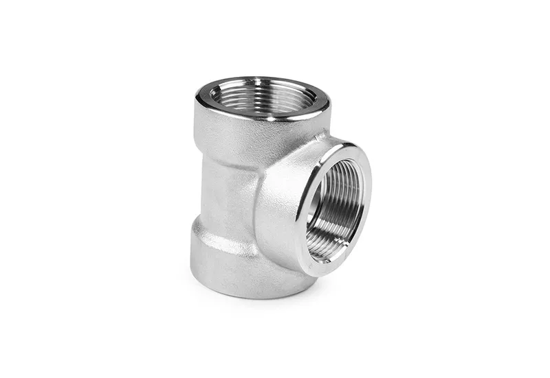 Тройник с резьбой